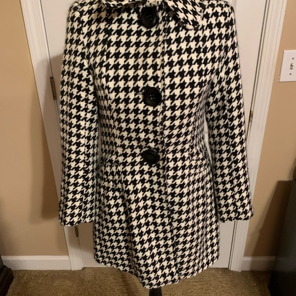 Ronnie Salloway Houndstooth Pleated Lined Button Up Black & White Coat - Picture 4 of 7
